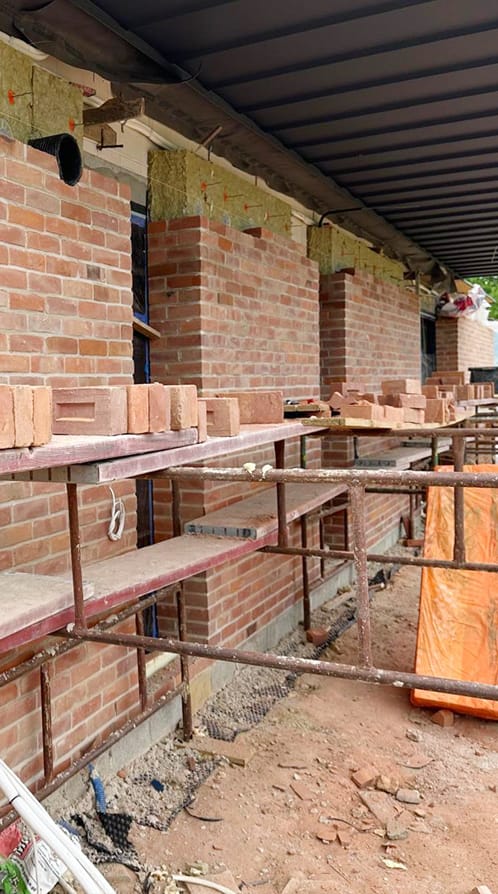 dom z cegły na jurze