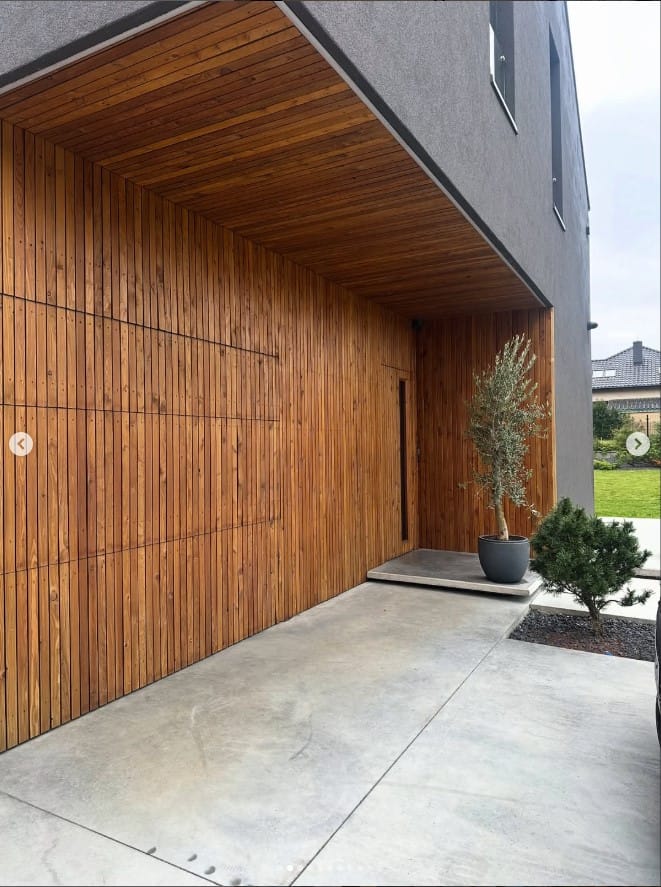 DOM Z WYCIĘCIAMI - MYSŁOWICE